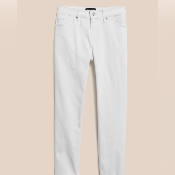 BANANA REPUBLIC CONTEMPORARY SILHOUETTE TAILORED GIRLFRIEND JEANS SIZE 29/8 NWT - Picture 6 of 9